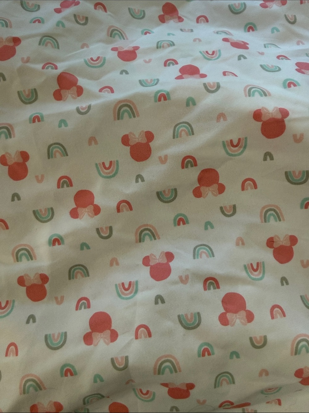 Disney - Minnie Mouse - LIKE NEW Crib sheet